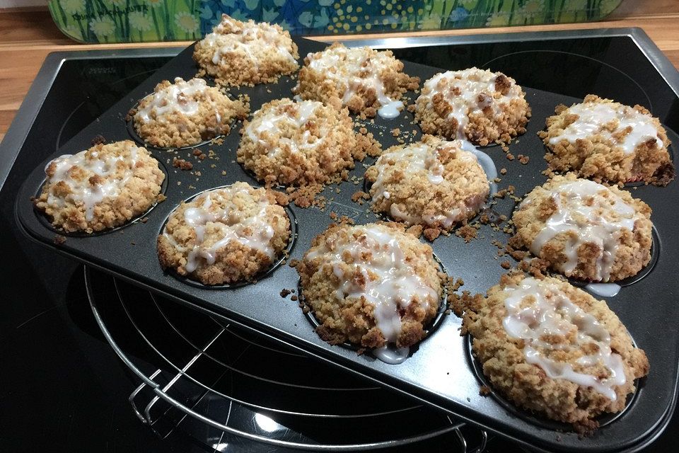 Marzipan - Apfel - Muffins mit Zimtstreuseln