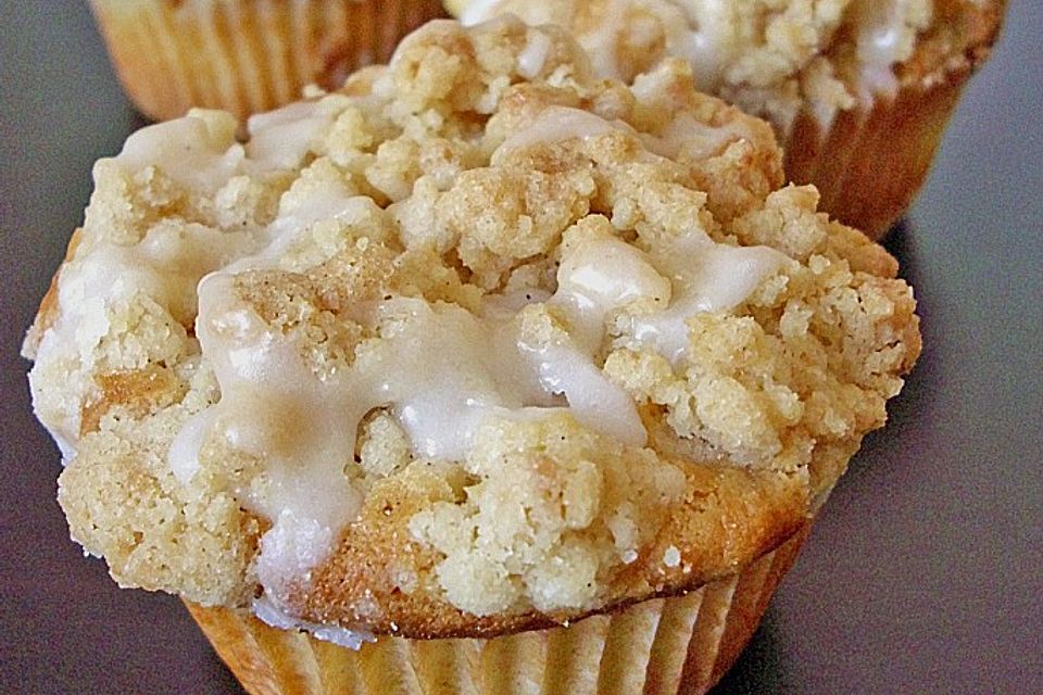 Marzipan - Apfel - Muffins mit Zimtstreuseln