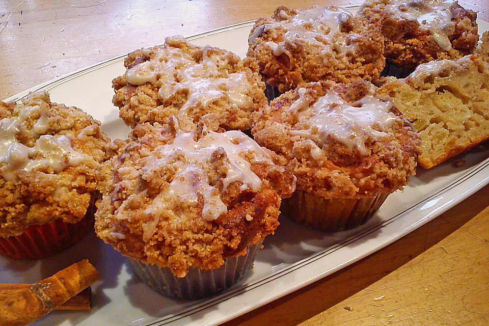 Marzipan - Apfel - Muffins mit Zimtstreuseln