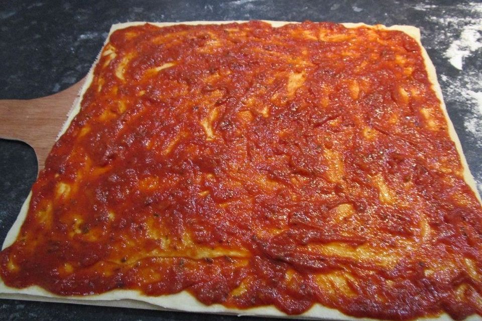 Tomatensauce für Pizza