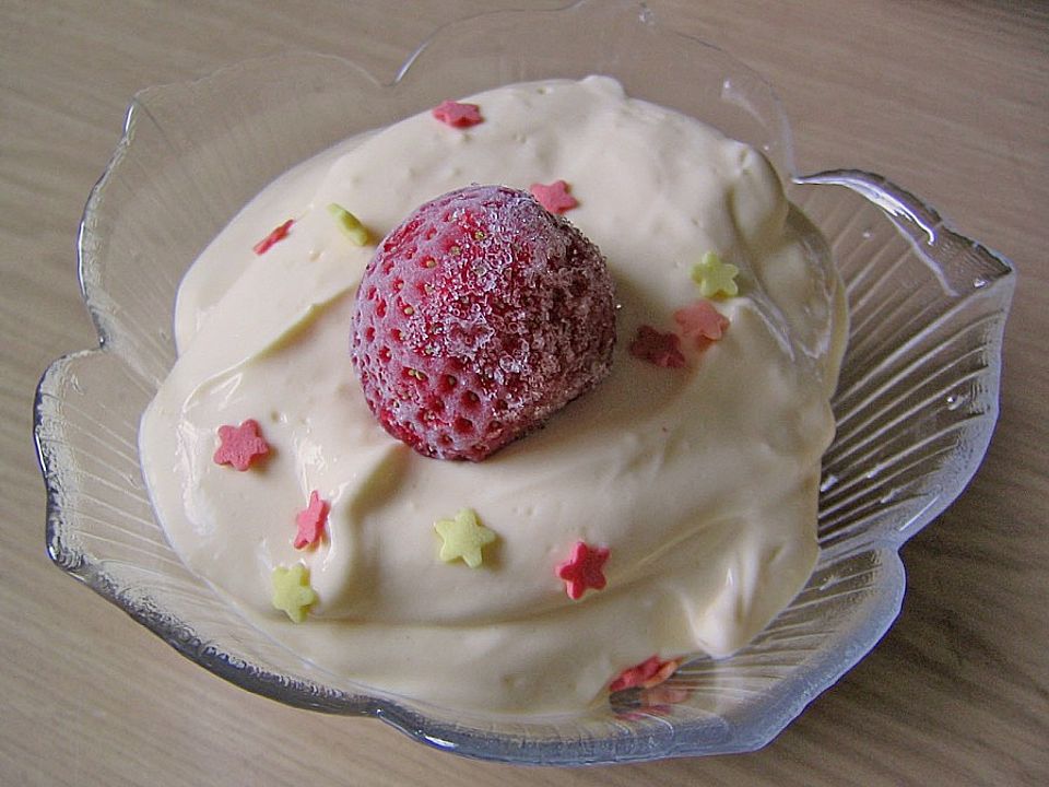 Fruchtig leichtes Erdbeerdessert von kleinehobbits| Chefkoch