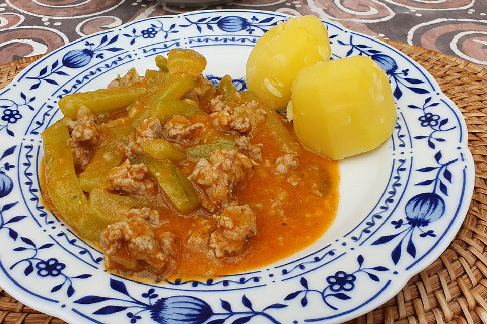 Gurkengemüse mit Hackfleisch