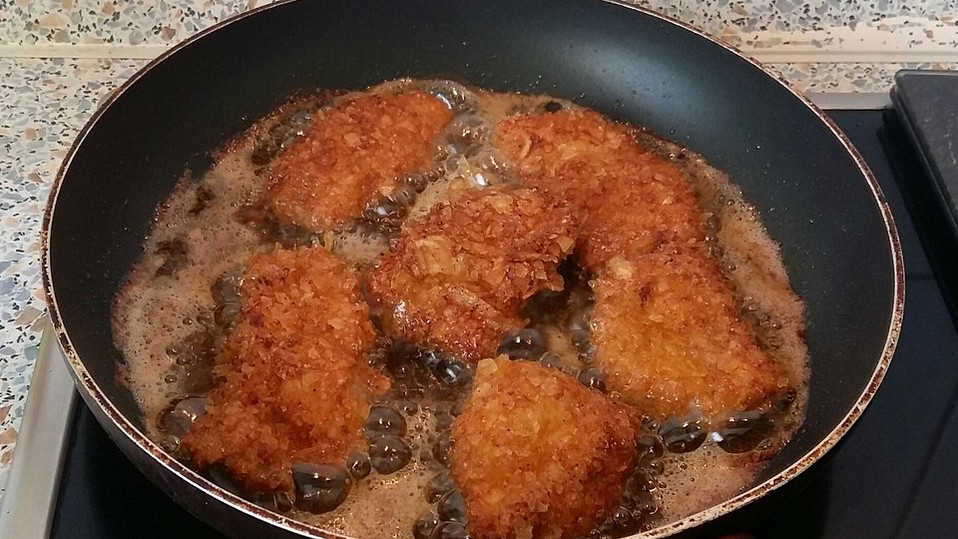 Minischnitzel mit Paprikachips - Panade von kleine-biene Minischnitzel mit Paprikachips - Panade von kleine-biene