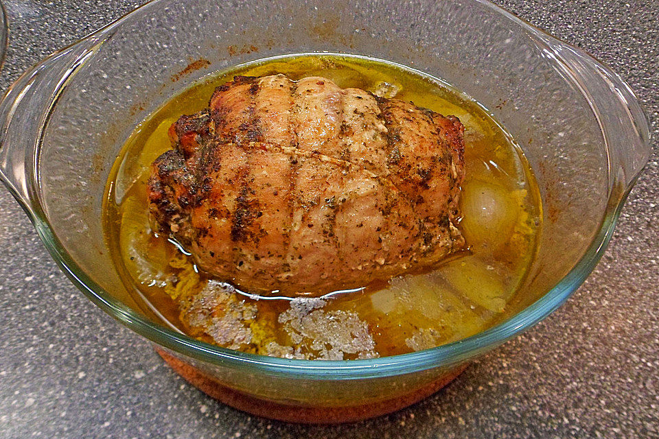 Gefüllter Rollbraten Gefüllter Rollbraten