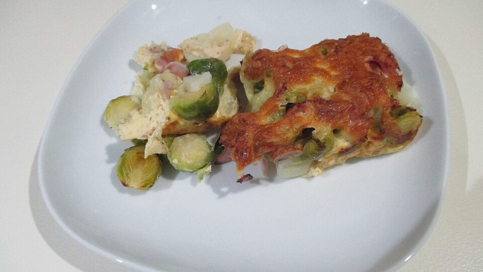 Rosenkohlgratin mit Schinken von approx Rosenkohlgratin mit Schinken von approx