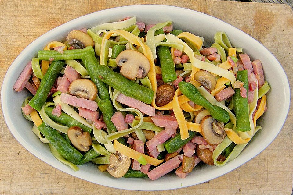 Grüne Bohnen - Champignon Nudelauflauf Grüne Bohnen - Champignon Nudelauflauf