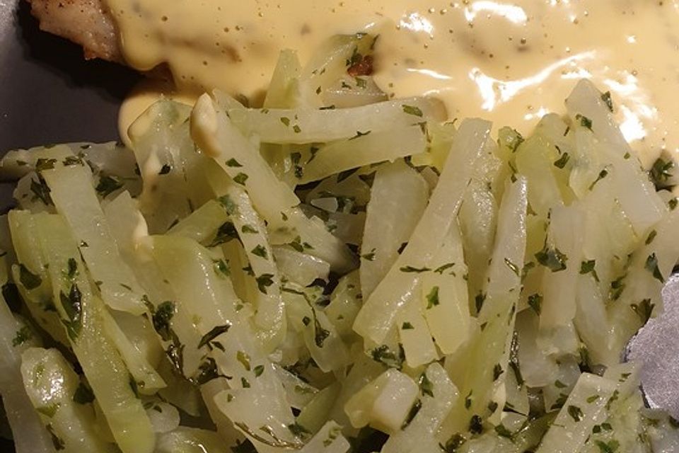 Kohlrabigemüse in Butter