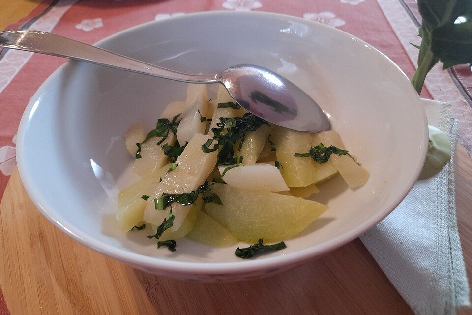 Kohlrabigemüse in Butter