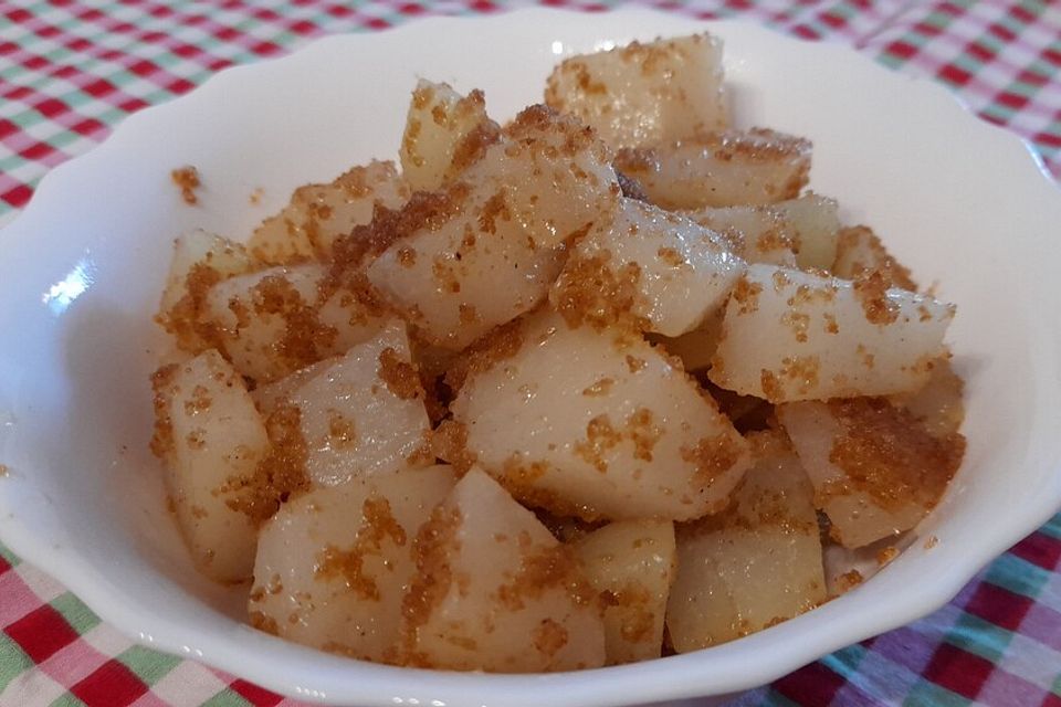 Kohlrabigemüse in Butter