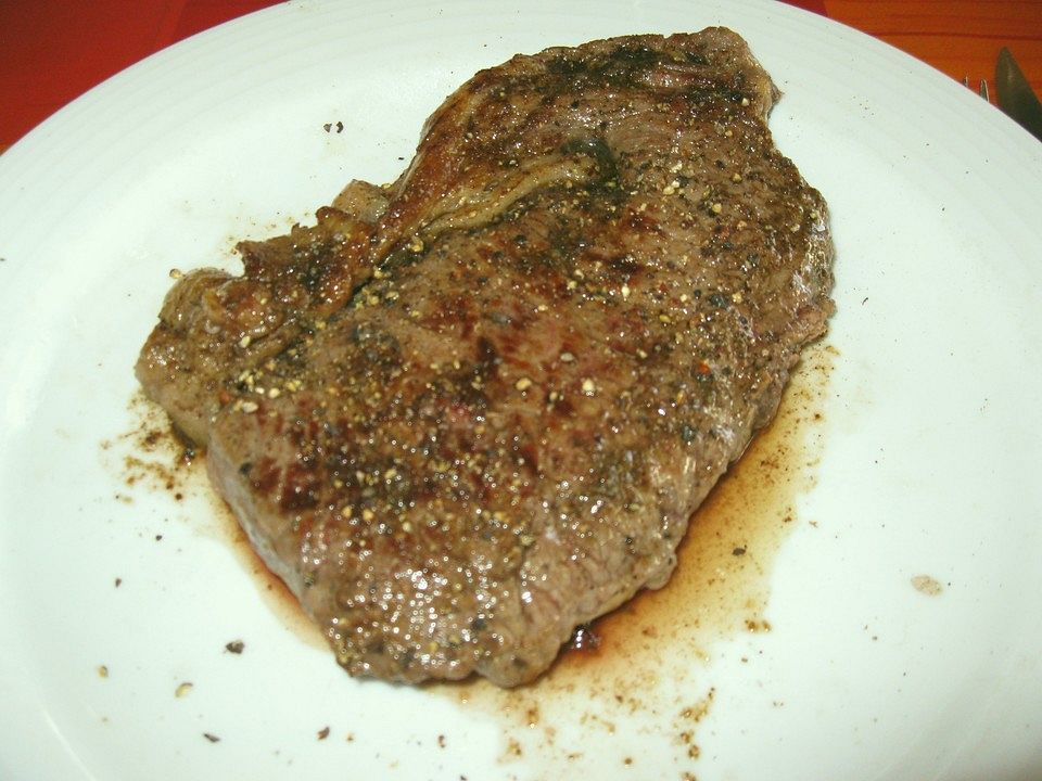 Pfeffersteak mit schwarzem geschroteten Pfeffer von orgapeg | Chefkoch