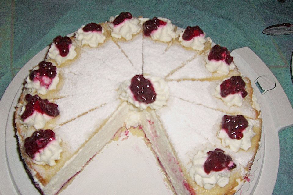 Preiselbeer - Käsesahnetorte