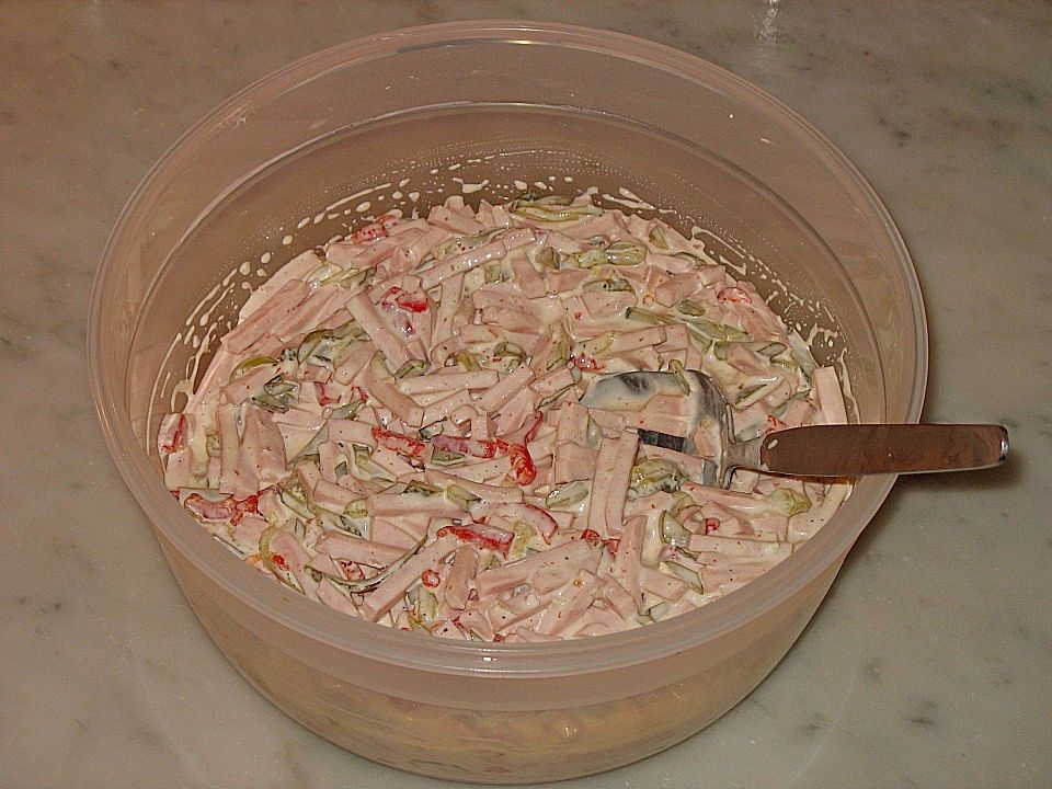 Fleischsalat mit Joghurt von Bezwinger| Chefkoch