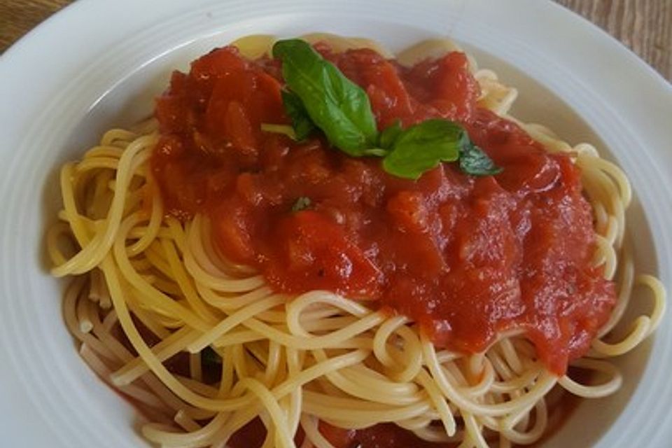 Spaghetti  Arrabiata