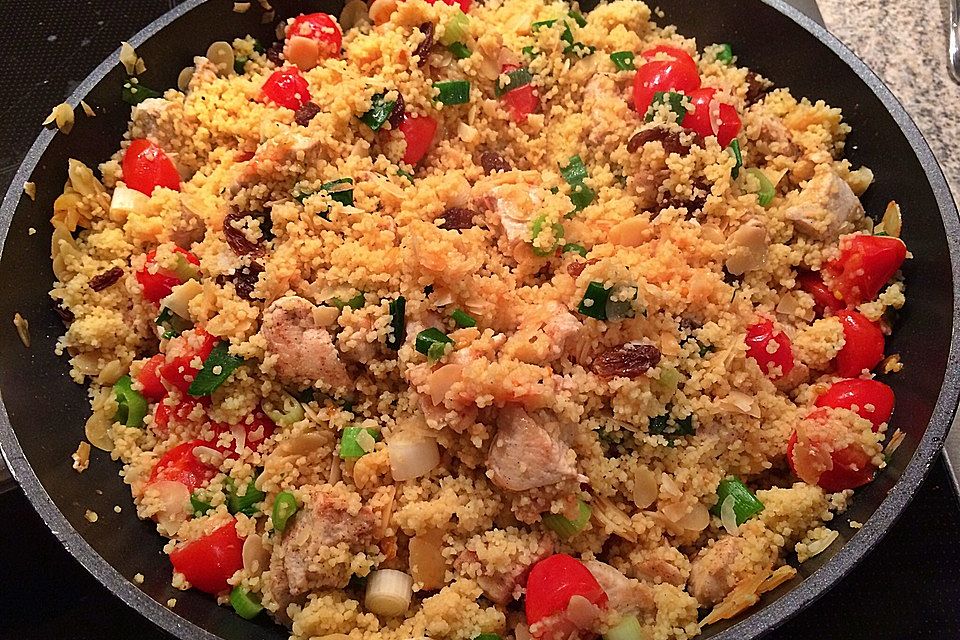 Würziger Couscous mit Huhn