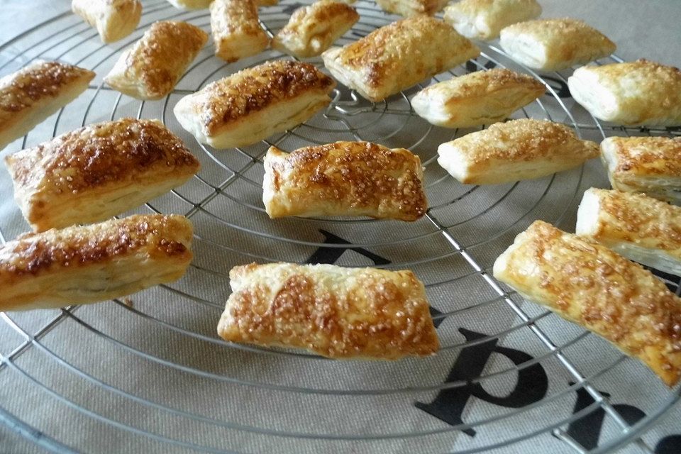Schoko - Blätterteig - Polster Schoko - Blätterteig - Polster
