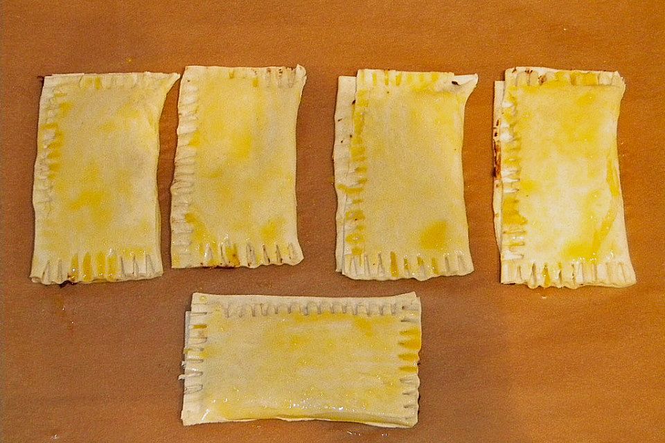 Schoko - Blätterteig - Polster Schoko - Blätterteig - Polster