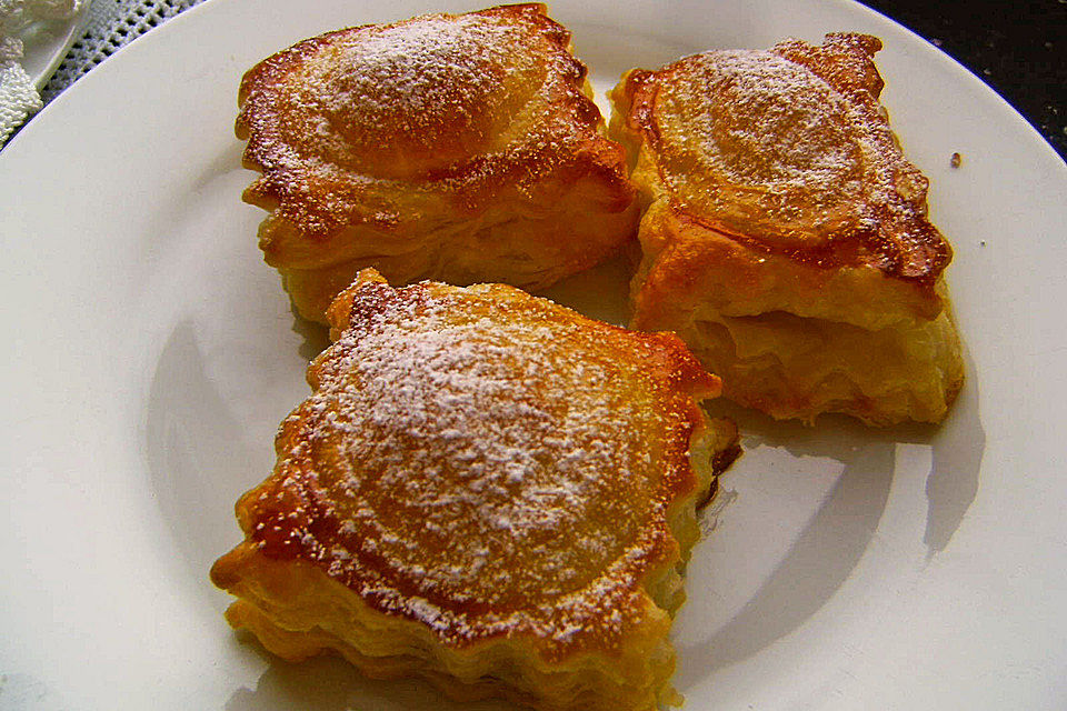 Schoko - Blätterteig - Polster Schoko - Blätterteig - Polster
