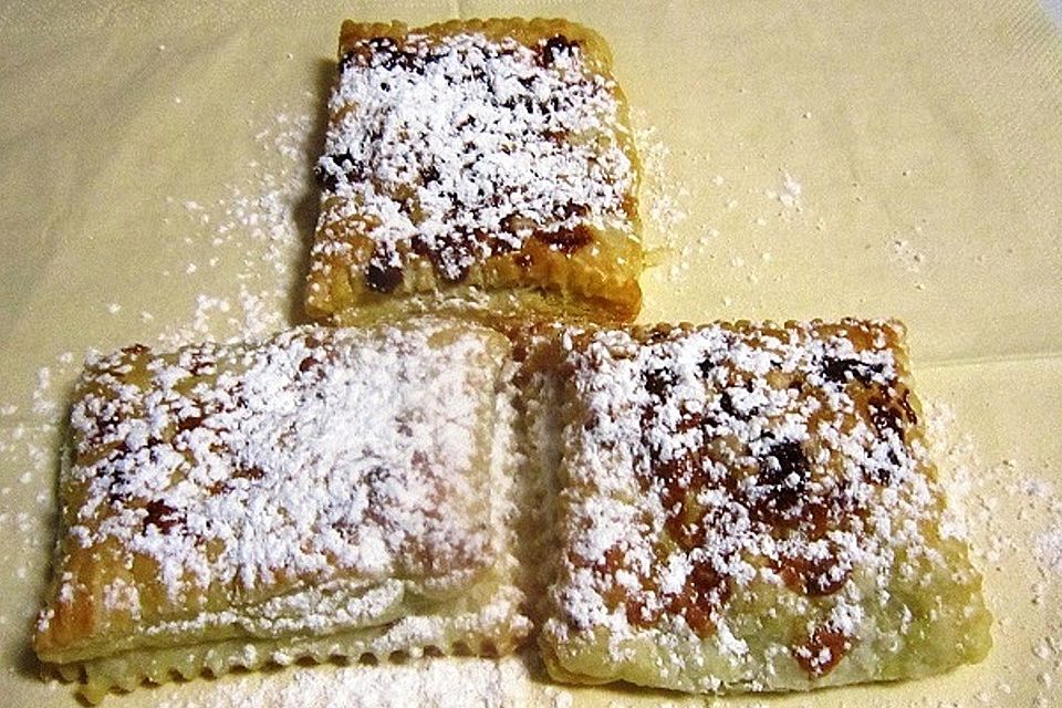 Schoko - Blätterteig - Polster Schoko - Blätterteig - Polster