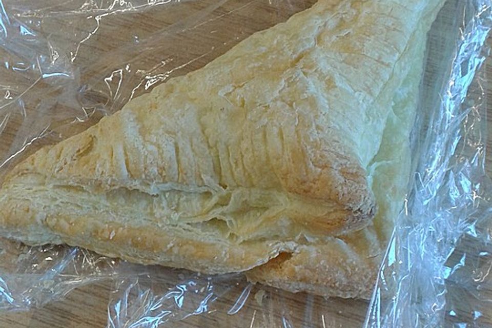 Schoko - Blätterteig - Polster Schoko - Blätterteig - Polster