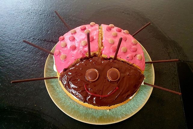Kindertorte &amp;quot;Marienkäfer&amp;quot; von olga1966| Chefkoch