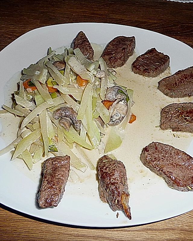 Lammfilet mit Kohlrabi - Pilz - Gemüse