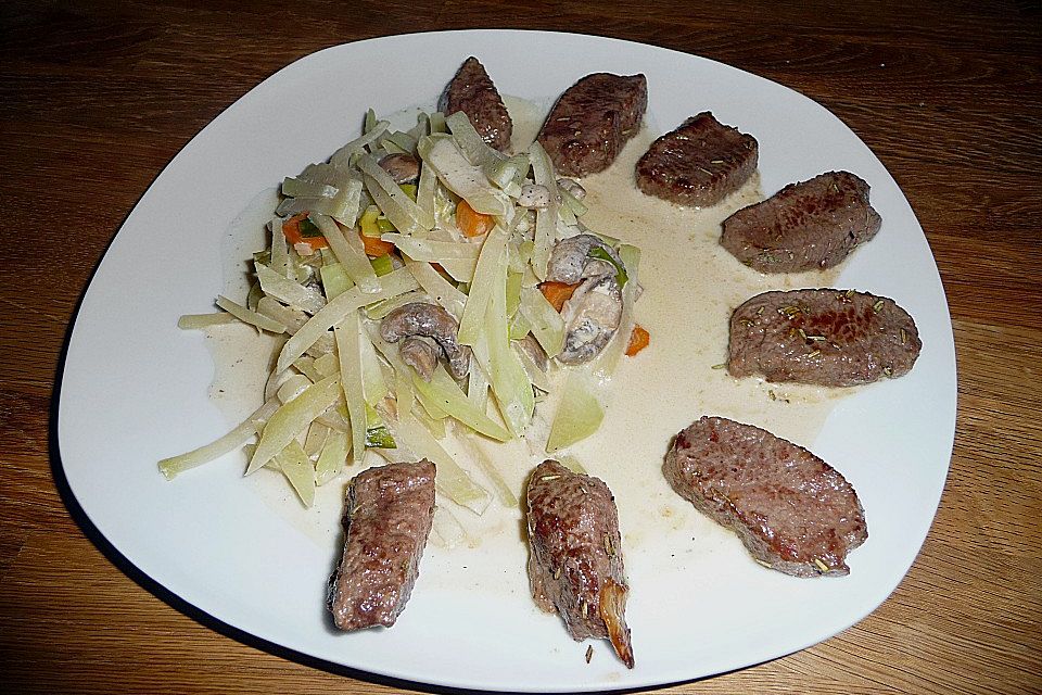 Lammfilet mit Kohlrabi - Pilz - Gemüse