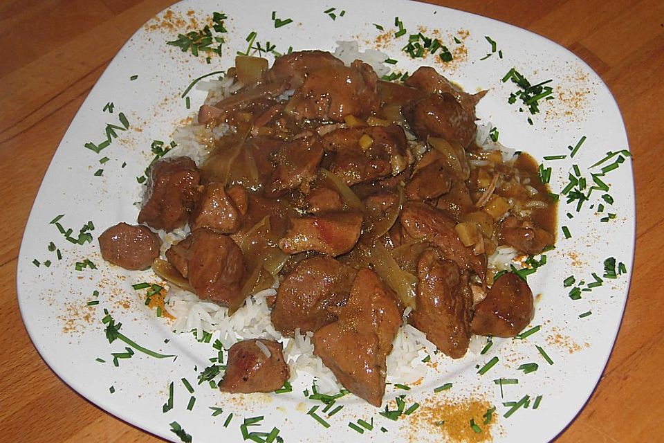 Lammragout mit Curry aus dem Römertopf