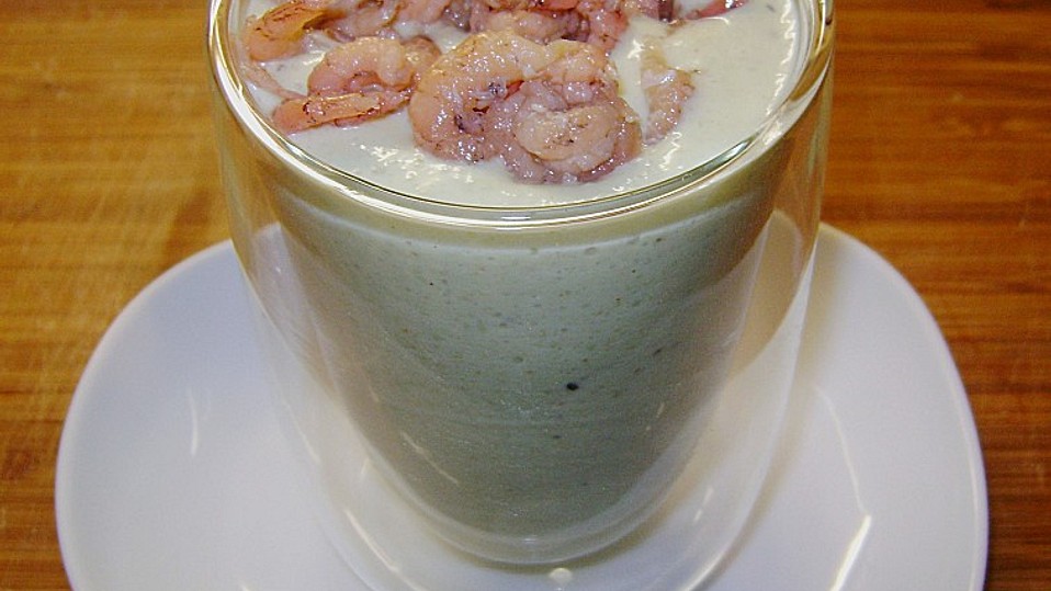 Kalte Avocado - Gurkensuppe mit Krabben von chefkoch