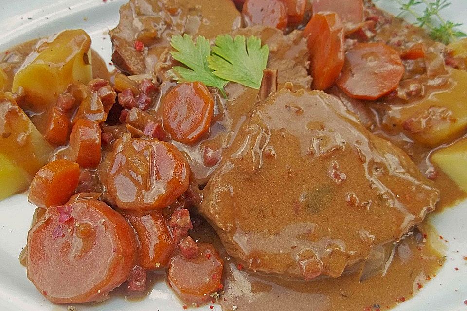 Kalbsbraten mit Möhren