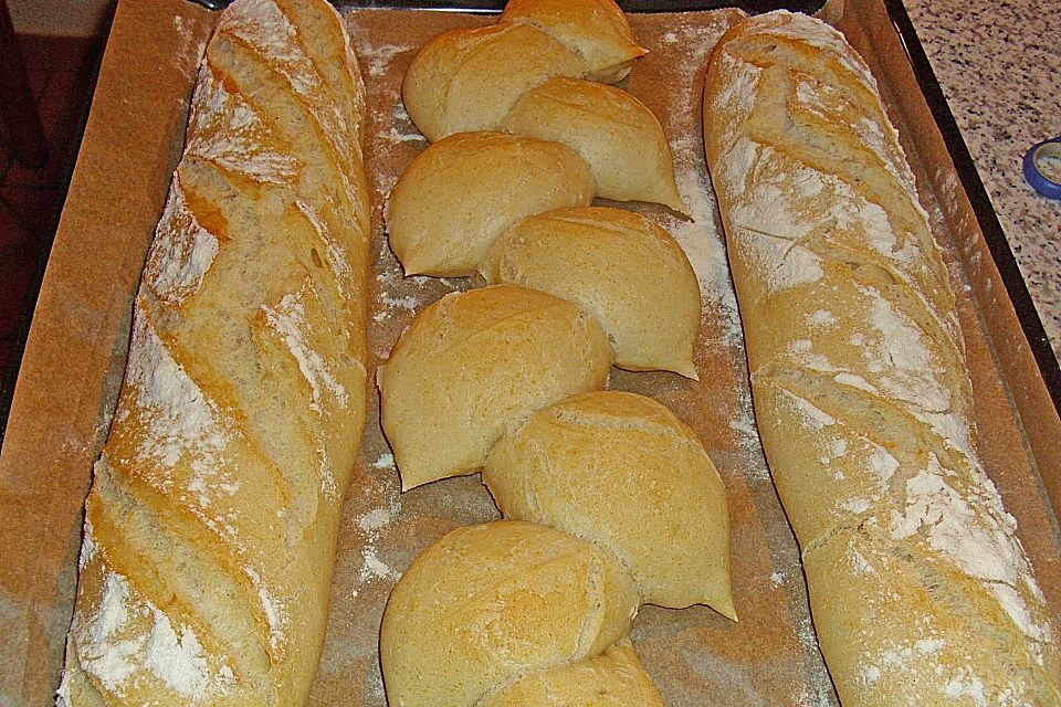 Sauerteig-Baguettes mit Maisgrieß