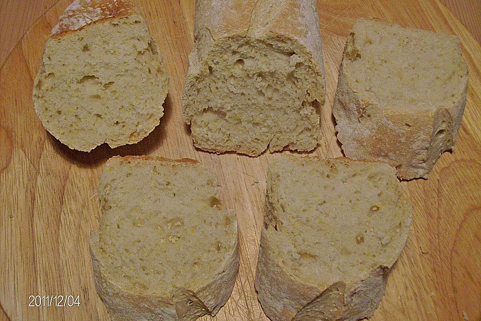 Sauerteig-Baguettes mit Maisgrieß