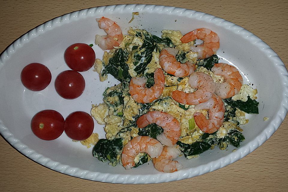 Spinat - Rührei mit Shrimps