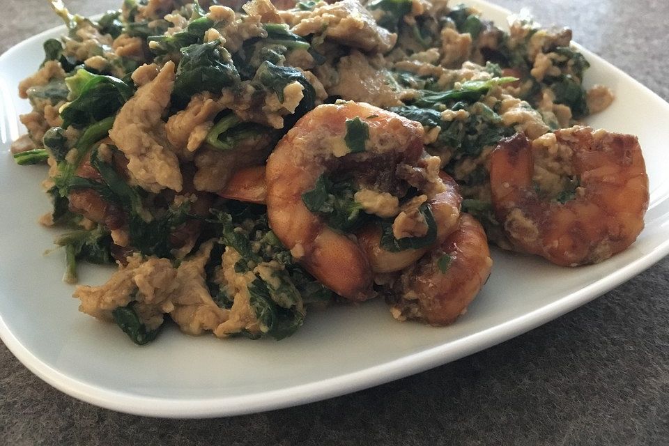 Spinat - Rührei mit Shrimps