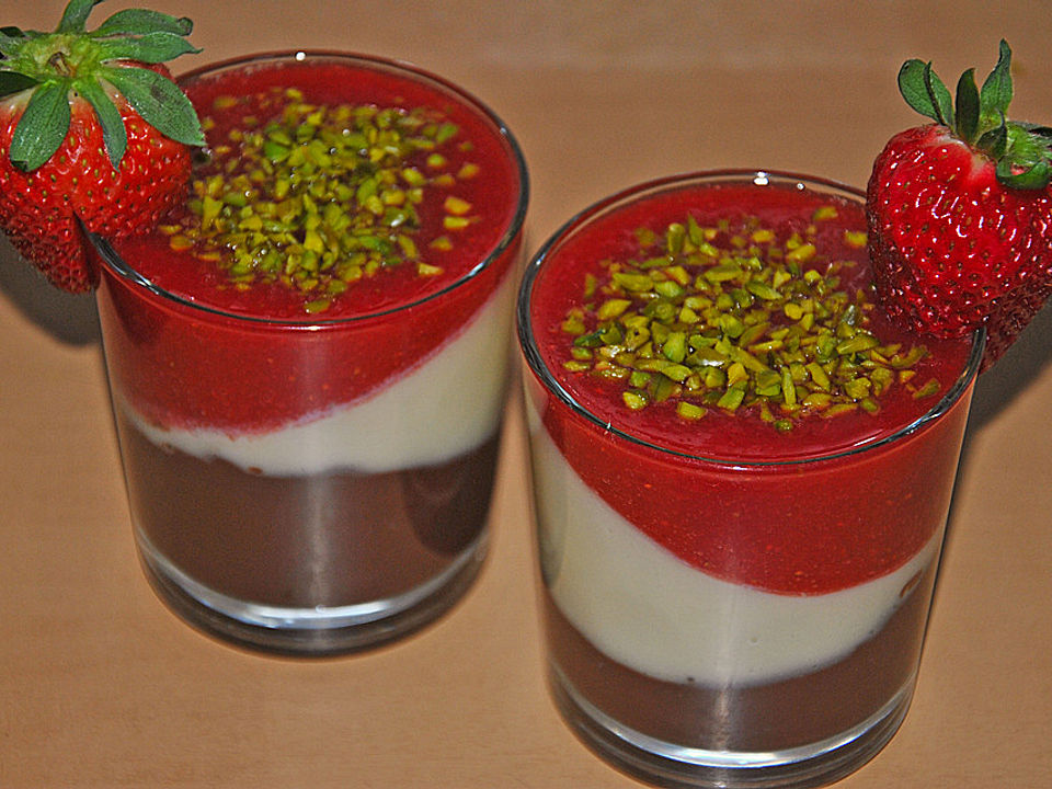Erdbeer - Schoko - Vanille - Dessert von Titlis2912| Chefkoch