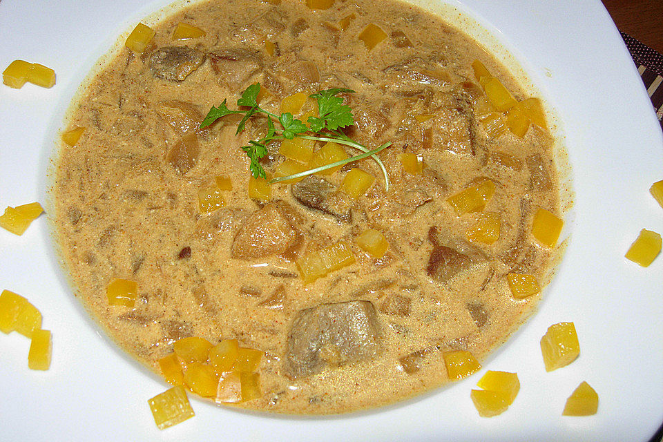 Curry - Sahne Suppe mit Schnitzelfleisch