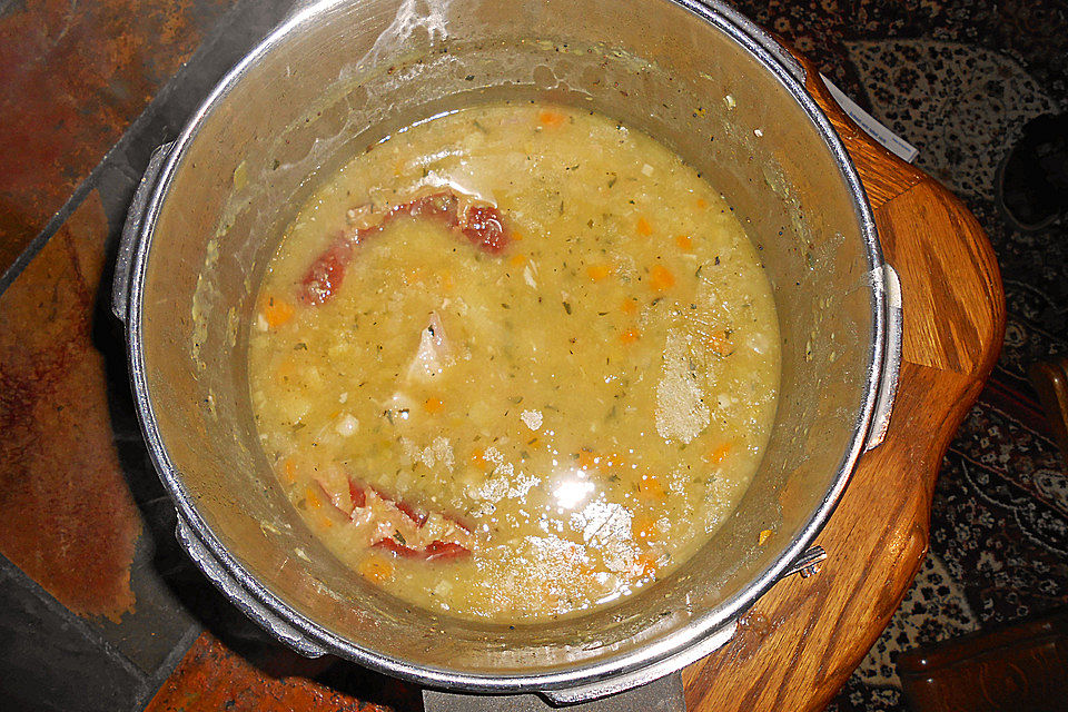 Erbsensuppe wie bei Mama