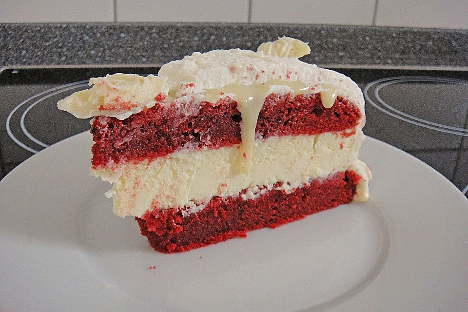 Red Velvet Cheesecake