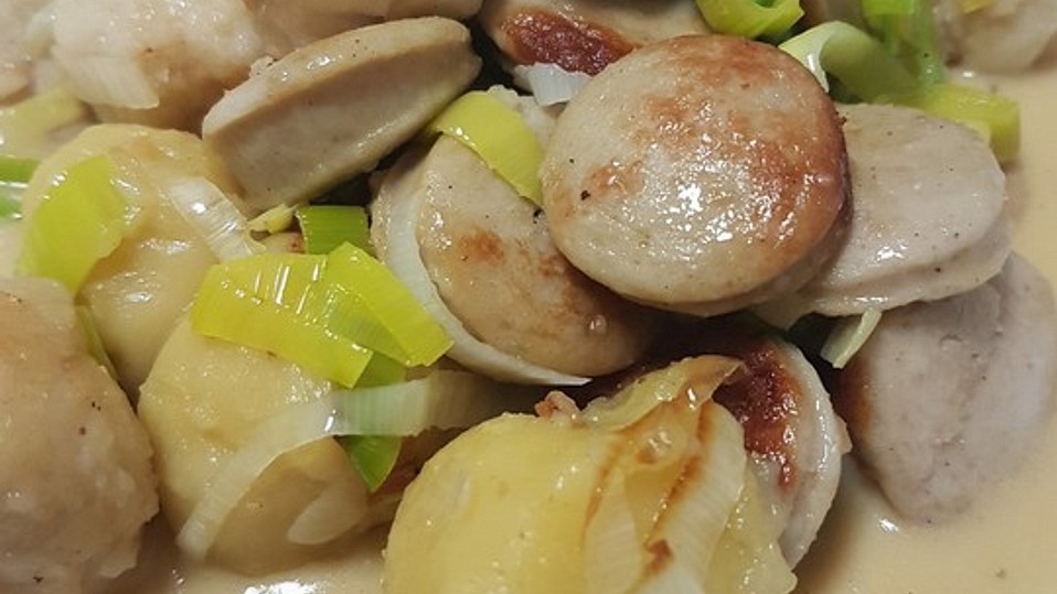 Knödelpfanne mit Würstchen von plumbum