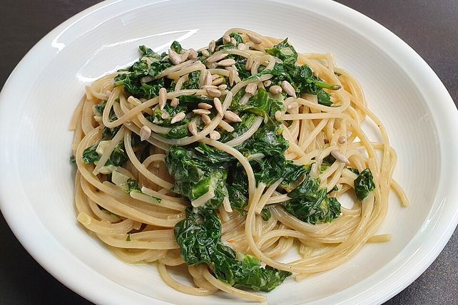 Spaghetti mit Spinat - Gorgonzola Sauce von Koelkast| Chefkoch