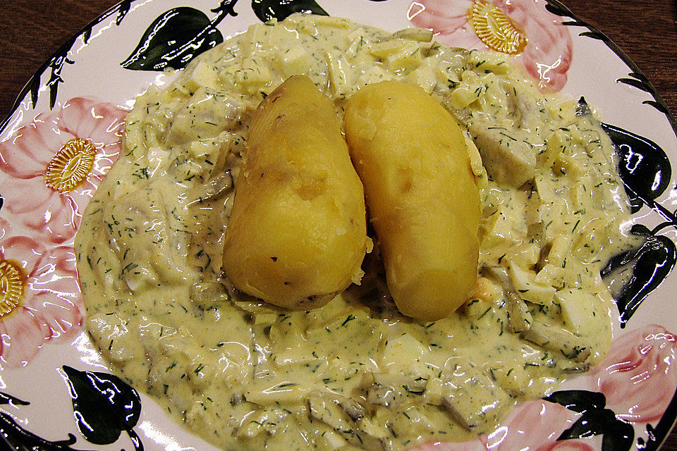 Sahneheringe mit Curry und Knoblauch