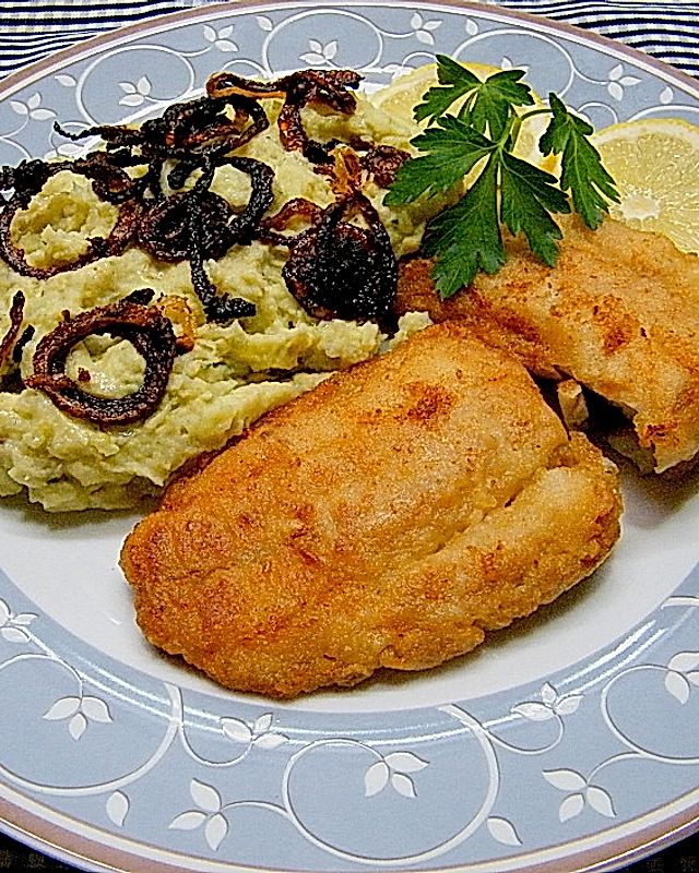 Kartoffel-Rosenkohl Püree mit Backfisch