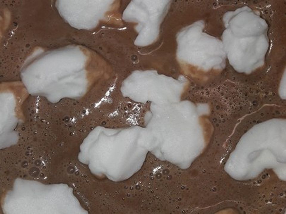 Schokoladensuppe mit Schneeflocken von Firelady112| Chefkoch Schokoladensuppe mit Schneeflocken von Firelady112| Chefkoch