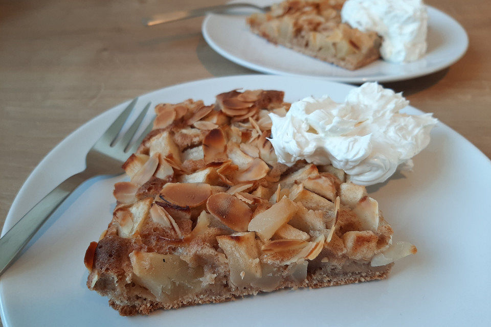 Schneller Apfelkuchen auf dem Blech