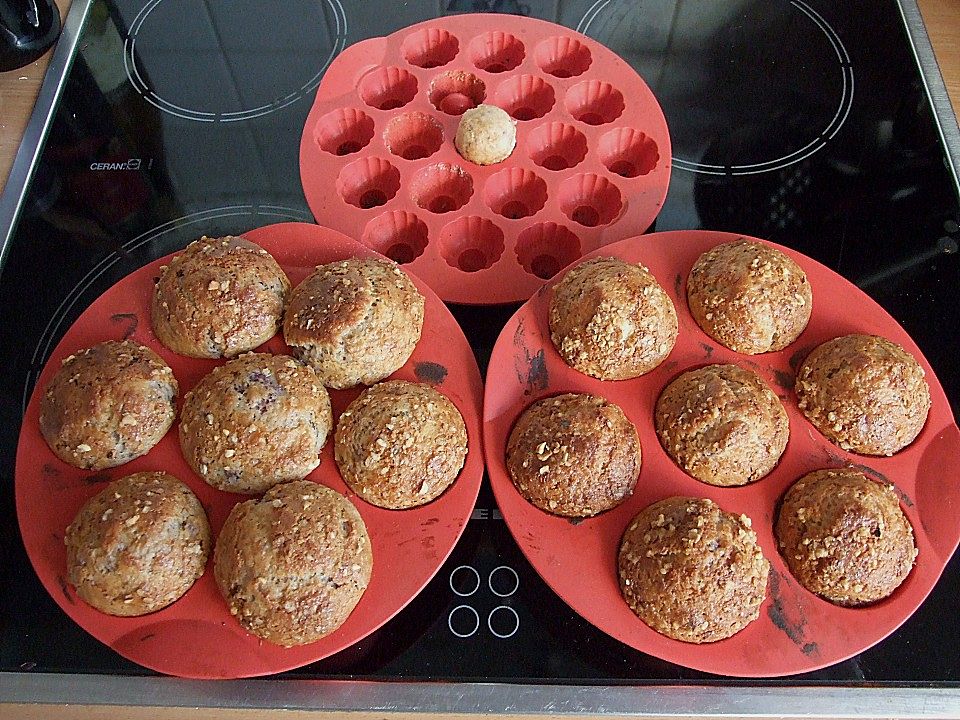 Himbeer - Marzipan - Muffins mit Fruchtbuttermilch von SchmackoFatz3 ...