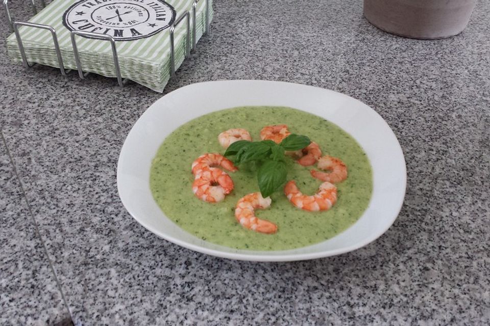 Zucchinicremesuppe mit Hackbällchen (ohne Kohlenhydrate)