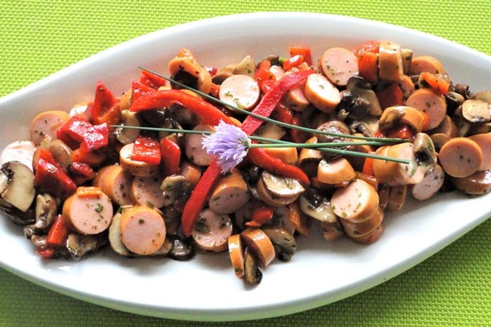 Wiener Würstchensalat