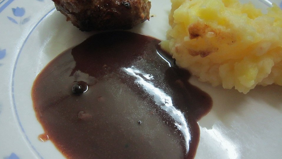 Leckere braune Grundsoße für Kurzgebratenes von toskanaloewe