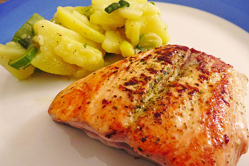 Lachs mit Kartoffelsalat