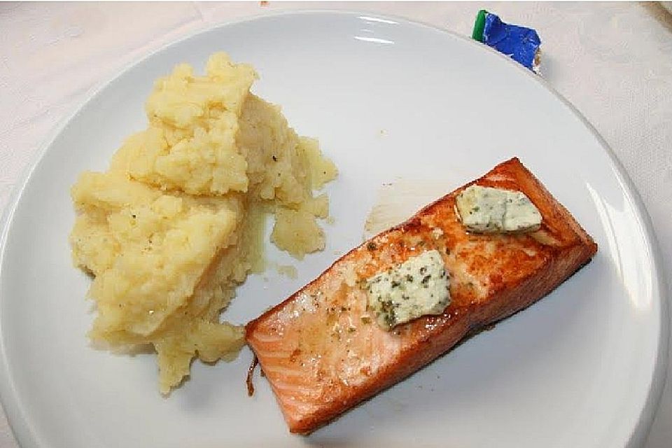 Lachs mit Kartoffelsalat