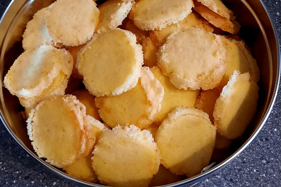 Heidesand - Taler mit Marzipan